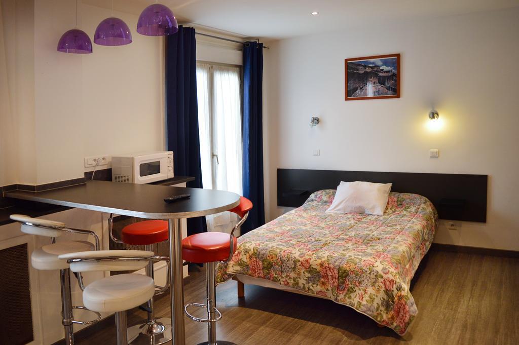 Hotel Moderne Saint-Denis  Værelse billede
